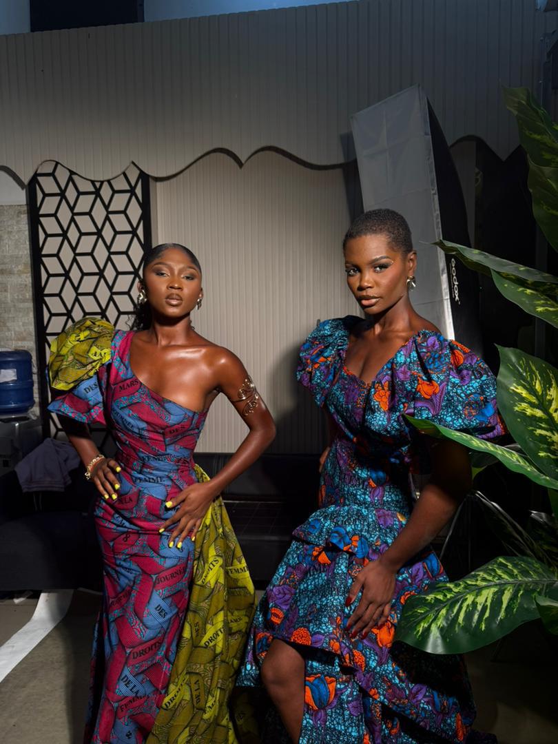 Wax Congolais "Oui Je Peux" – Afrikanischer Blumen- & Inspirations-Pagne